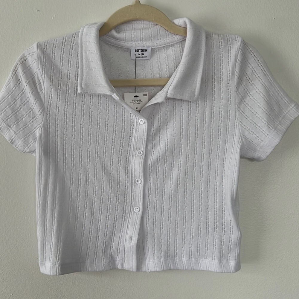 COPY - collard white crop top